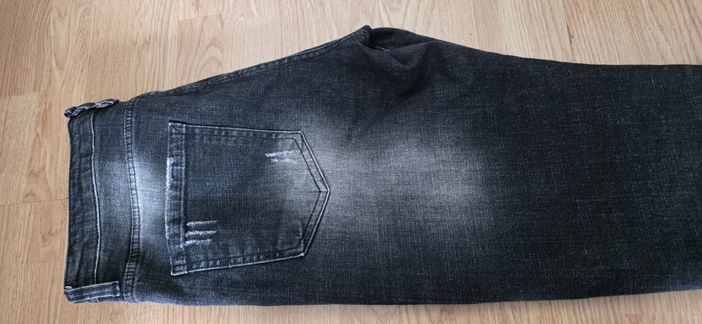 Spodnie dsquared2 prawie nowe