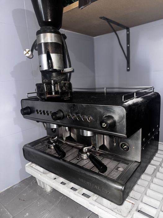 Maquina cafe industrial + moinho