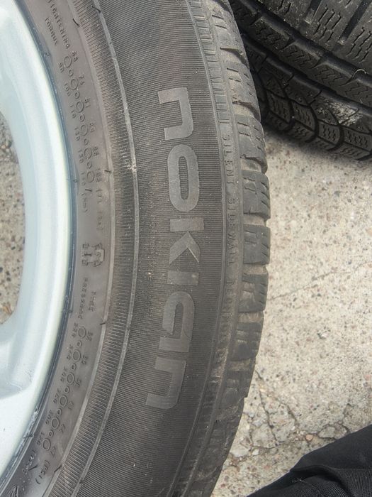Komplet kół Ford Kuga ! Nokian 235/55/17 !