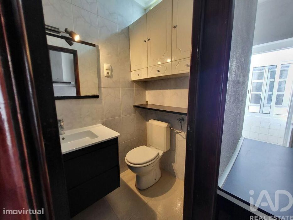 Apartamento T2 em Algés, Linda-a-Velha e Cruz Quebrada-Dafundo