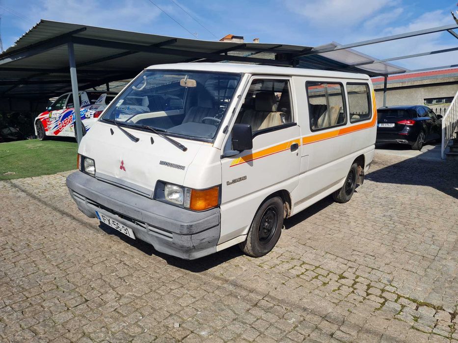 Mitsubishi L 300 9 LUGARES
