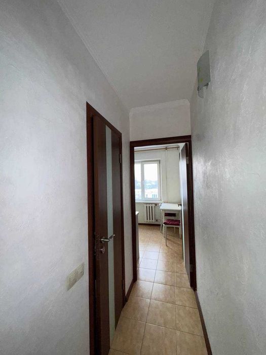 2-кімнатна з капітальним ремонтом +кладовка | Черемушки, пл. Толбухіна