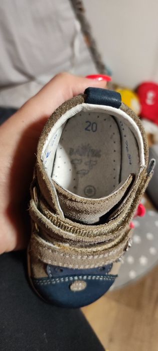 Buty Bartek rozmiar 20 za kostkę