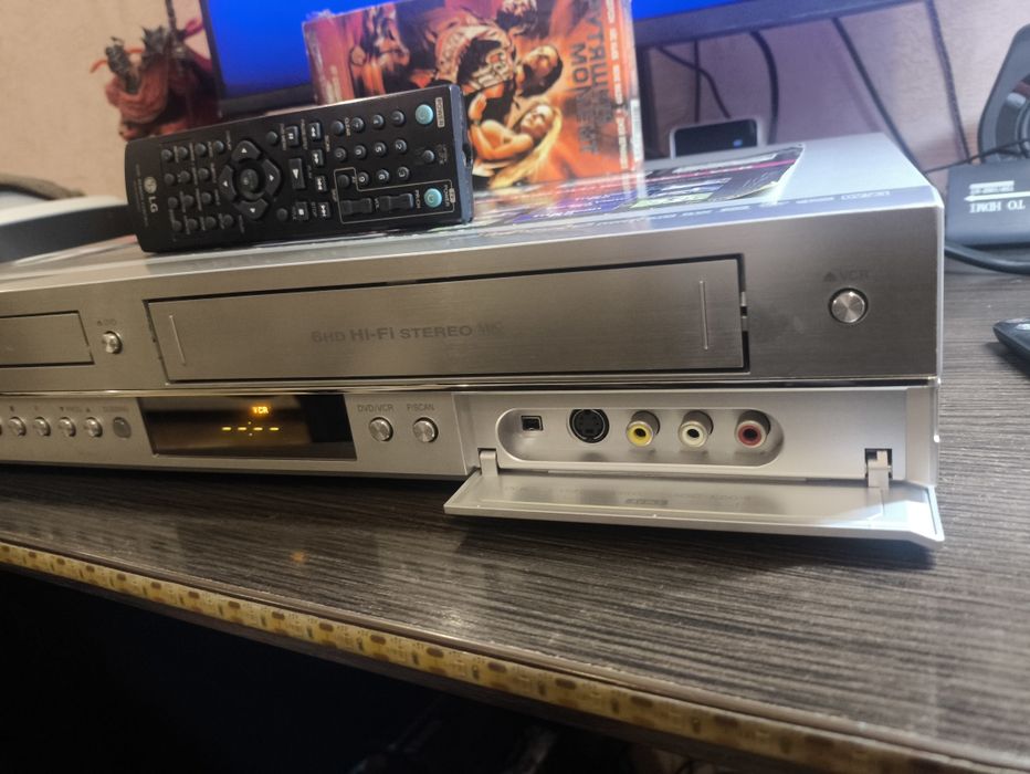 продам dvd vhs recorder видеомагнитофонон ДВД hifi stereo
