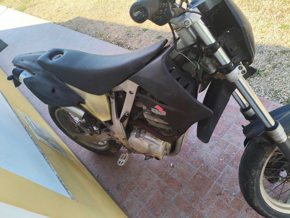 Mota AJP PR4 125cc