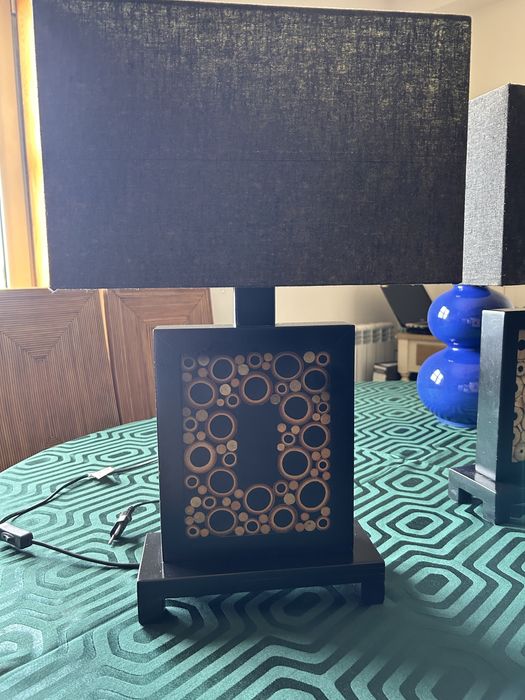 Candeeiros com abajur loja do gato preto. Usados