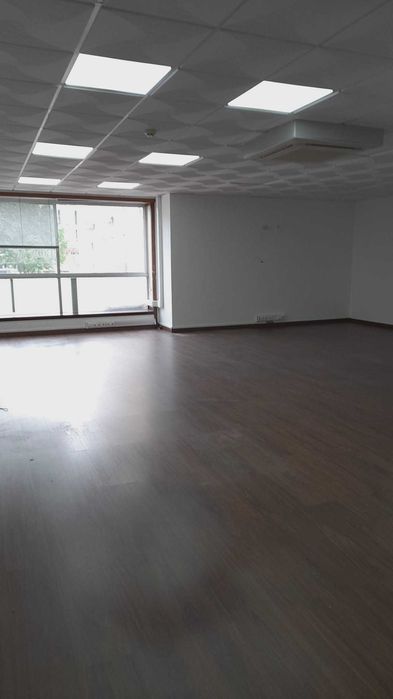 Sala para escritório, formação, serviços gerais