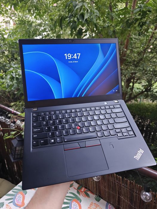 Lenovo ThinkPad T480s, Modem LTE, i5-8generacji, 16GB RAM DDR4, 256GB SSD, dwie godziny pracy na baterii, oryginalna ładowarka
