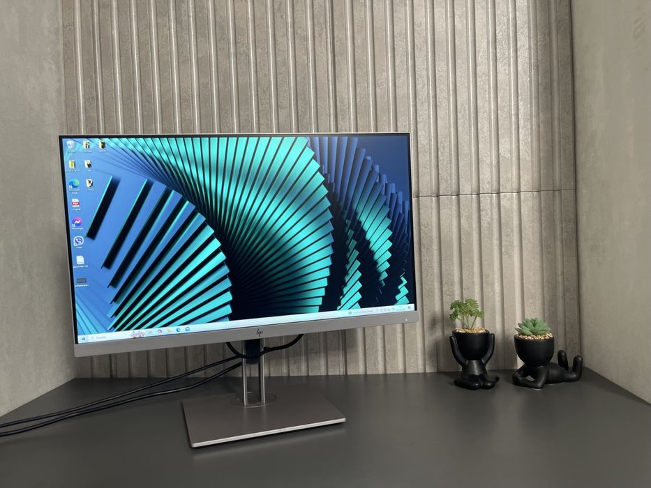 Поворотний безрамковий Монітор HP 23 дюйми