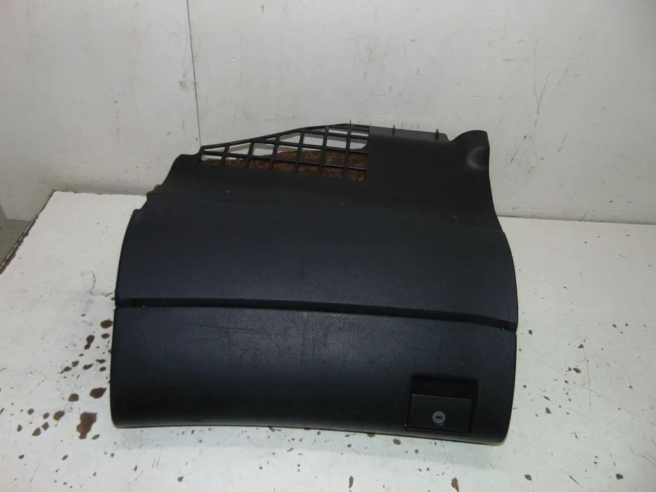 Audi A4 porta luvas " nova de stock antigo