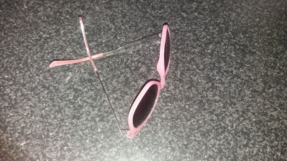 Óculos de sol/ Lilás