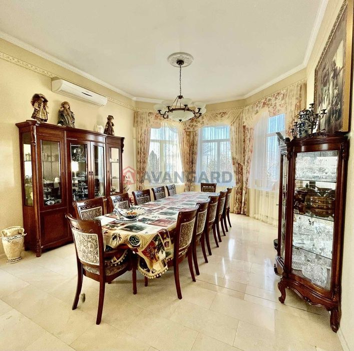 Дім біля річки для тих, хто знає ціну справжньому затишку.