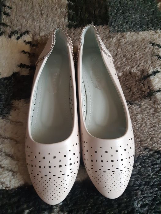 Туфли- лодочки 37р.