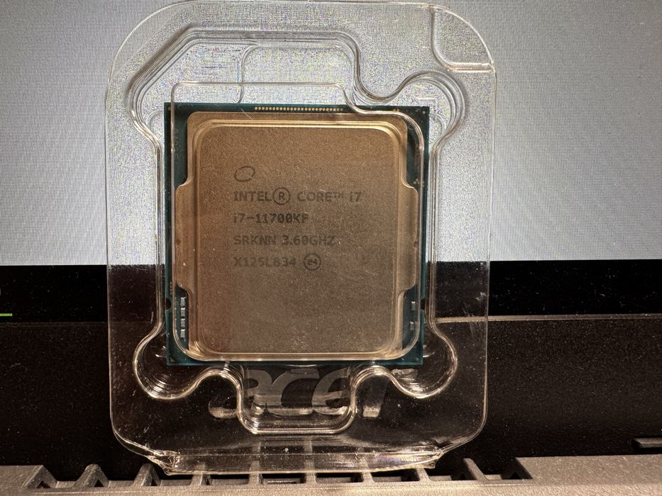 Intel Core I7 - 11700KF