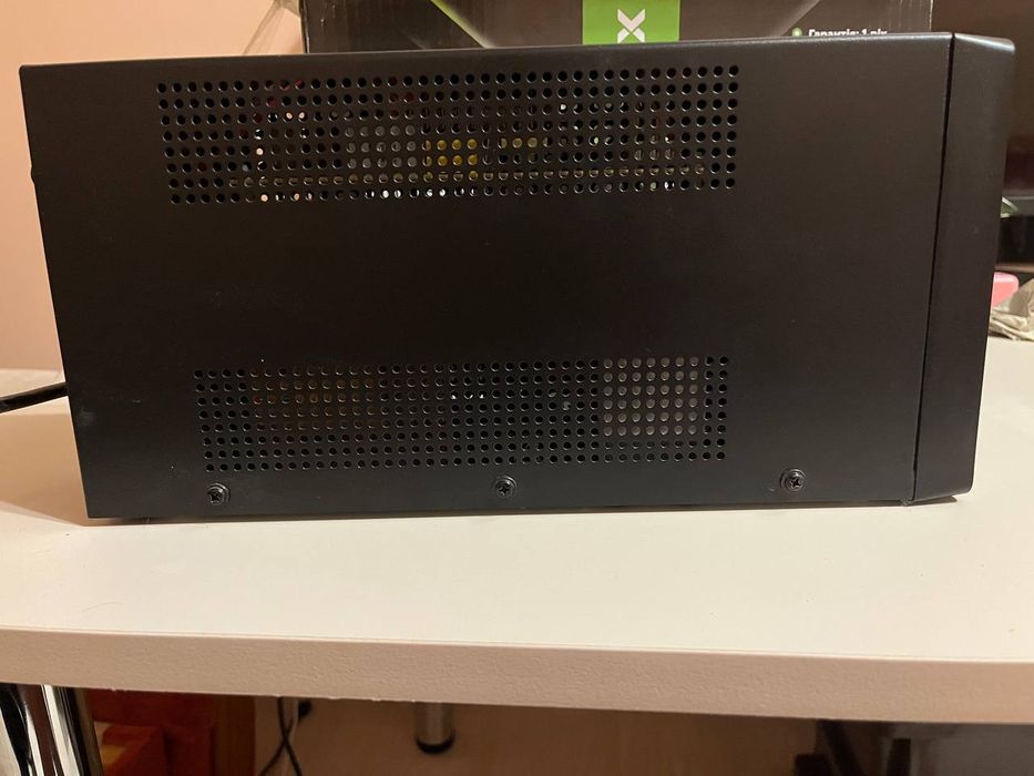 ДБЖ UPS джерело безперебійного живлення в чудовому стані