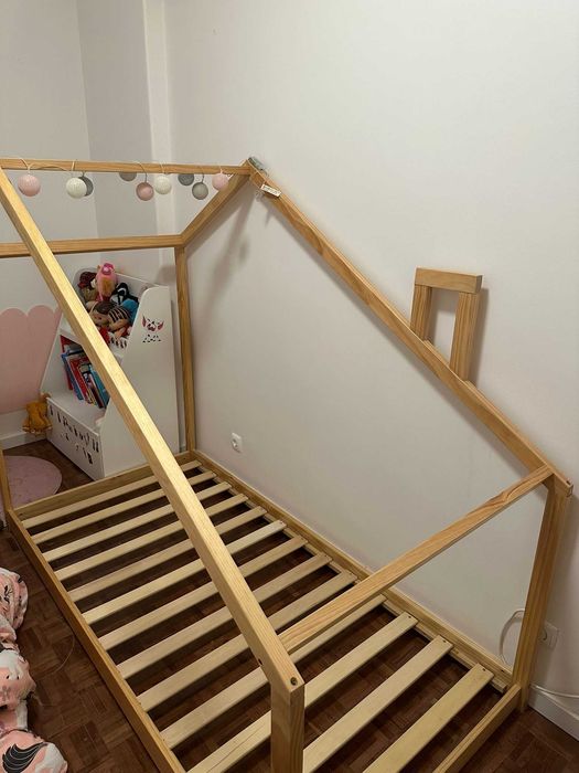 Cama Criança Montesori Casinha