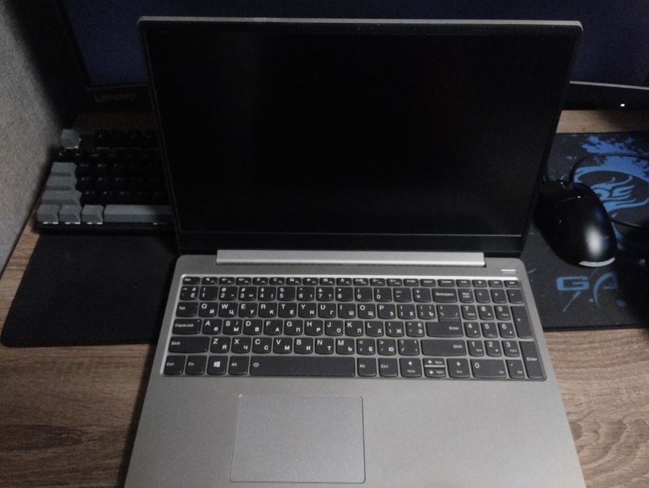 Ноутбук Леново 15