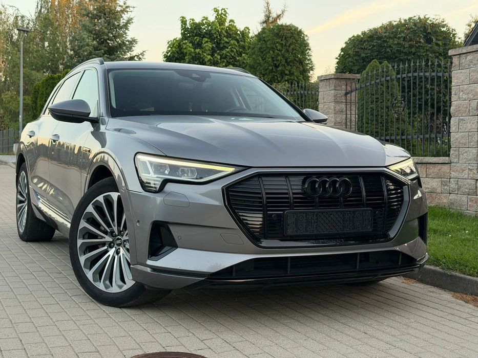 Audi e-tron
