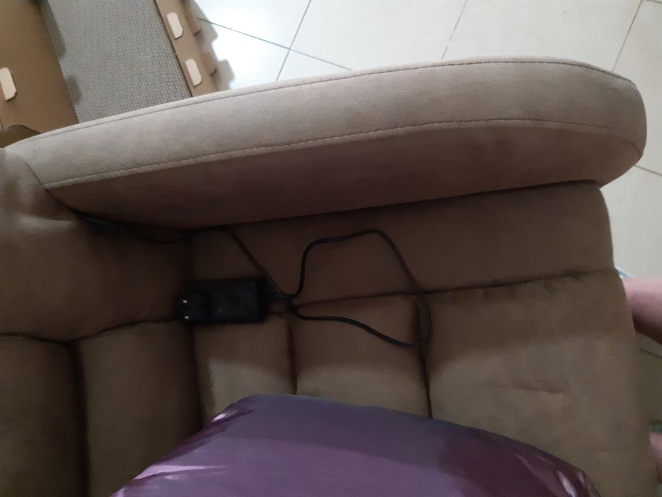 Poltrona com elevação de pernas