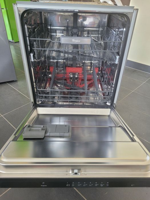 Sprzedam zmywarkę firmy Whirlpool z możliwością dostawy