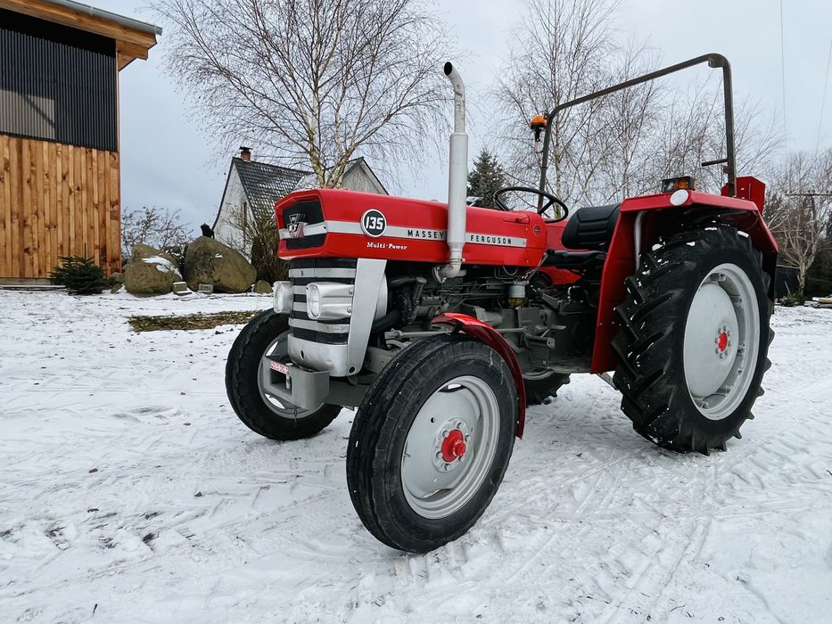 Massey Ferguson 135, 255