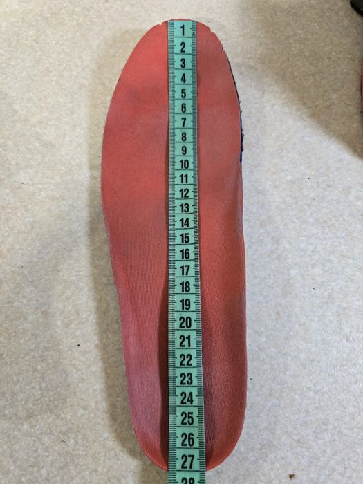 Бігові кросівки Mizuno