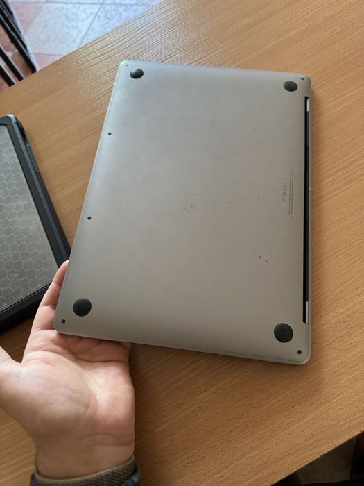 MacBook pro 13 (2017) i5 ТОРГ!