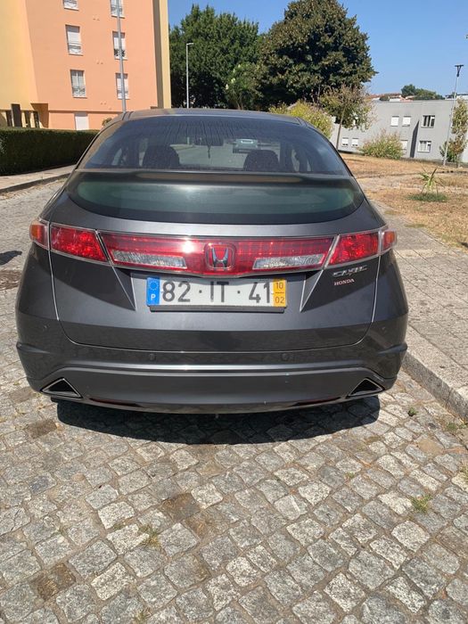 honda civic hatchback 2010
