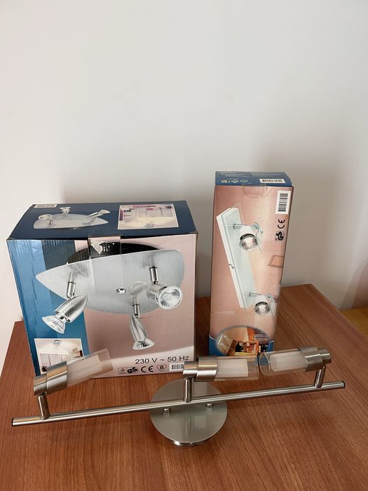 3 candeeiros / spots de teto