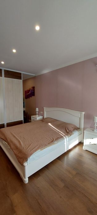 Аренда  уютного  дома  в кооперативе  , 5 соток  , 170м , море , парк