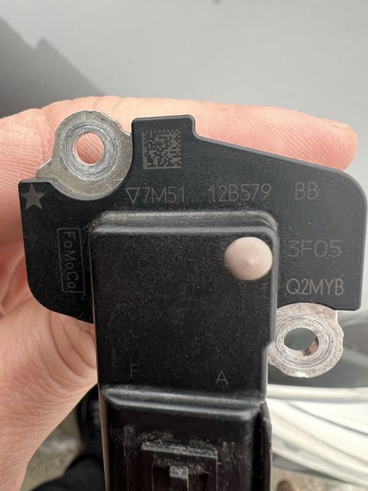 Расходомер воздуха датчик ДМРВ Ford розходомер