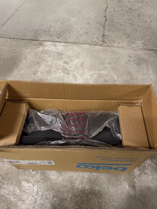 NOWY okap teleskopowy BEKO HNT62340B 60 cm czarny – nieużywany