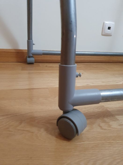 Cabide movel de metal