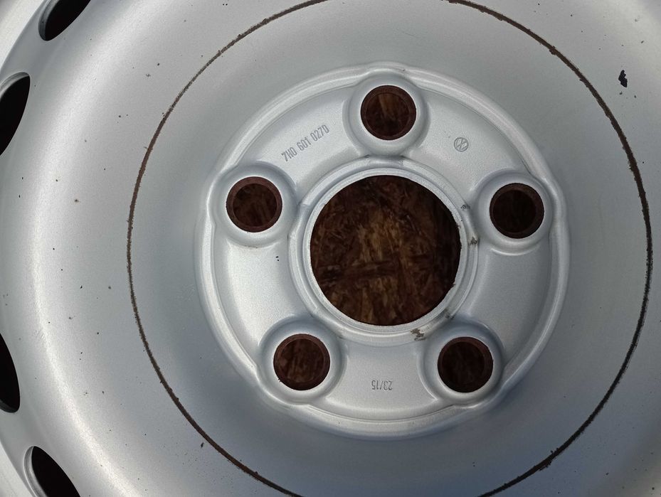 Felgi Stalowe Volkswagen Multivan T5 T6 Transporter Caravelle California