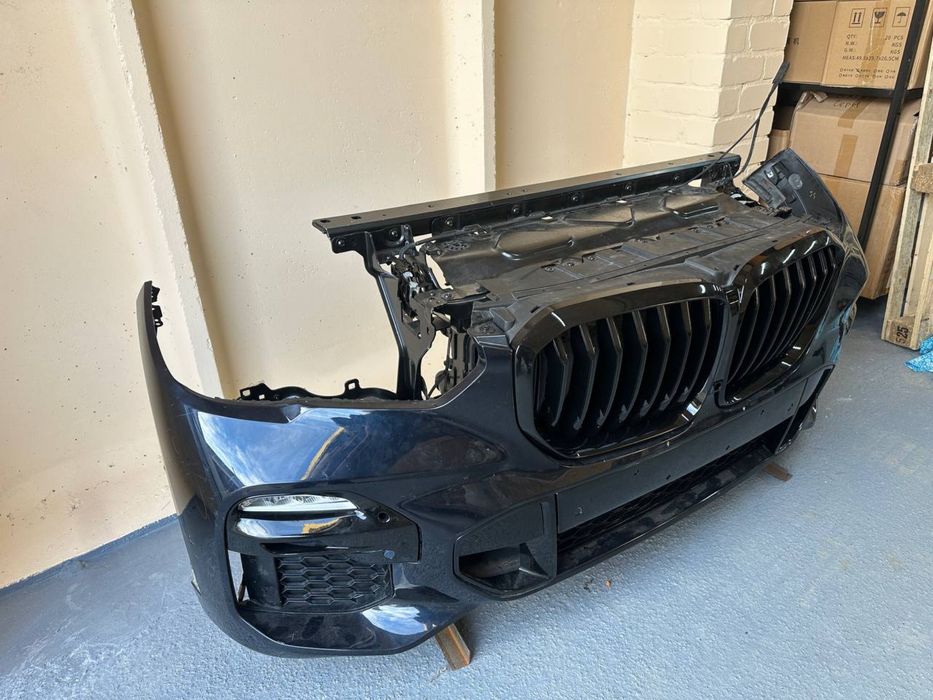 Бампер в сборе морда Bmw x5 g05 M уселитель панель радиаторов вентилят