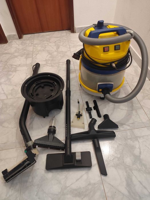 Aspirador de sólidos e líquidos