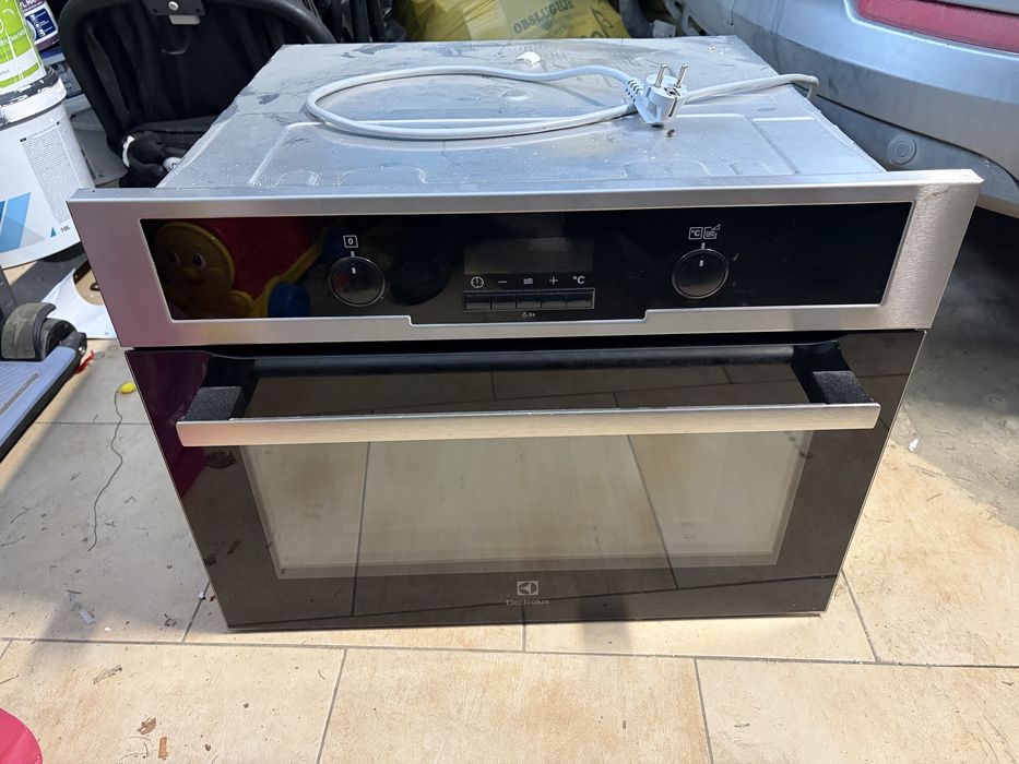 Mikrofalówka Elektrolux do zabudowy