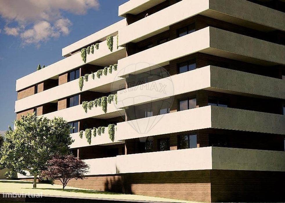 Apartamento T3 para venda — Lamego (Almacave E Sé), Viseu