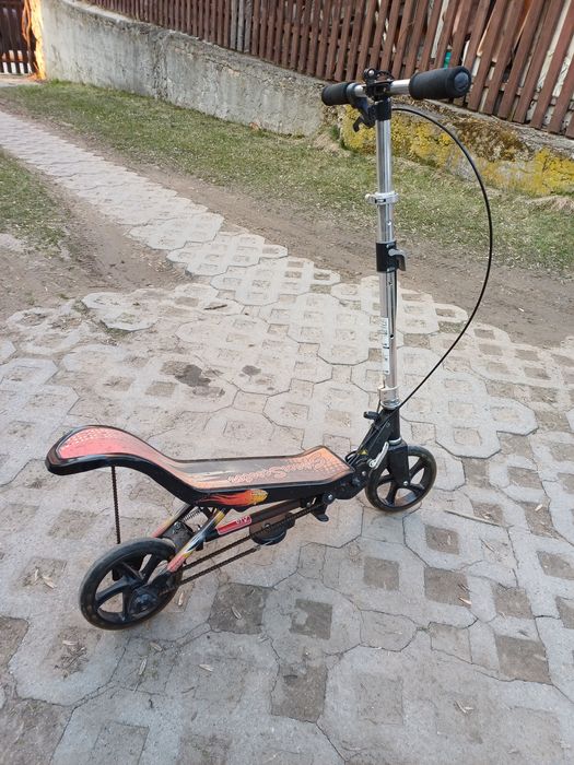 Hulajnoga z własnym napędem