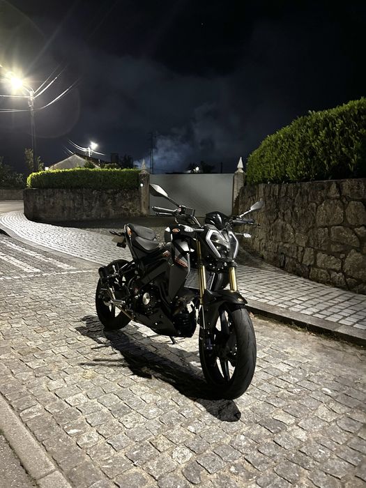 Vendo ou troco keeway rkf 125