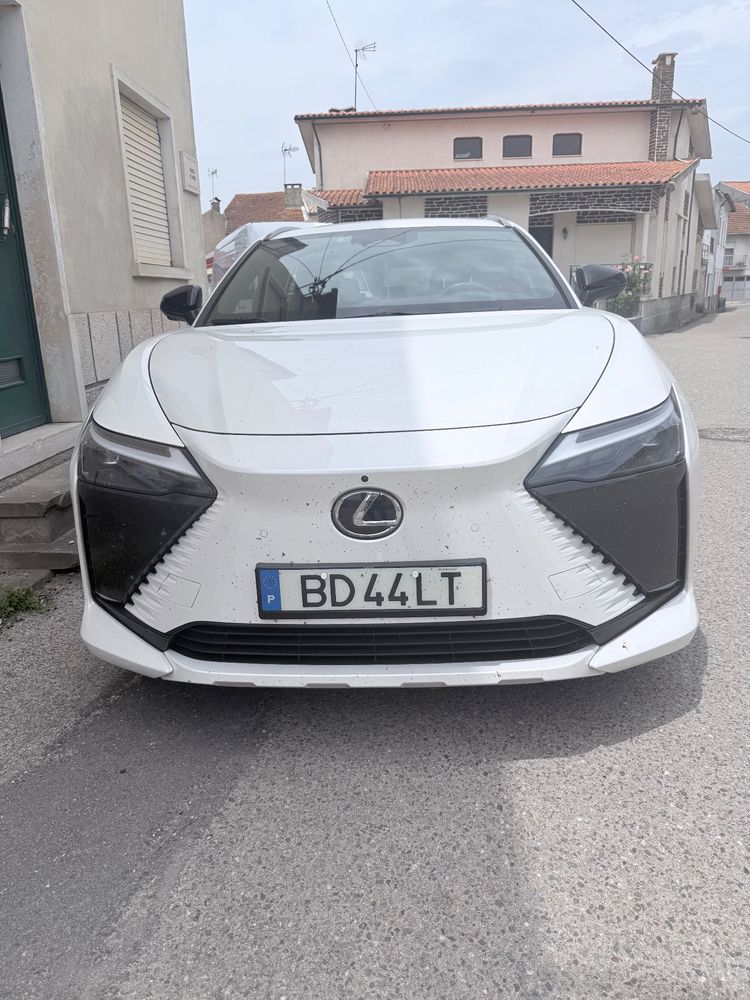 Lexus RZ 450e Executive Plus