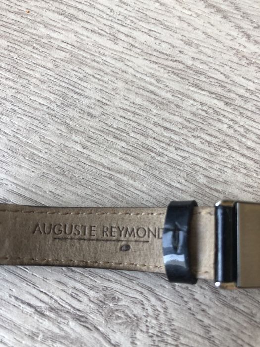 Продам годинник жіночий