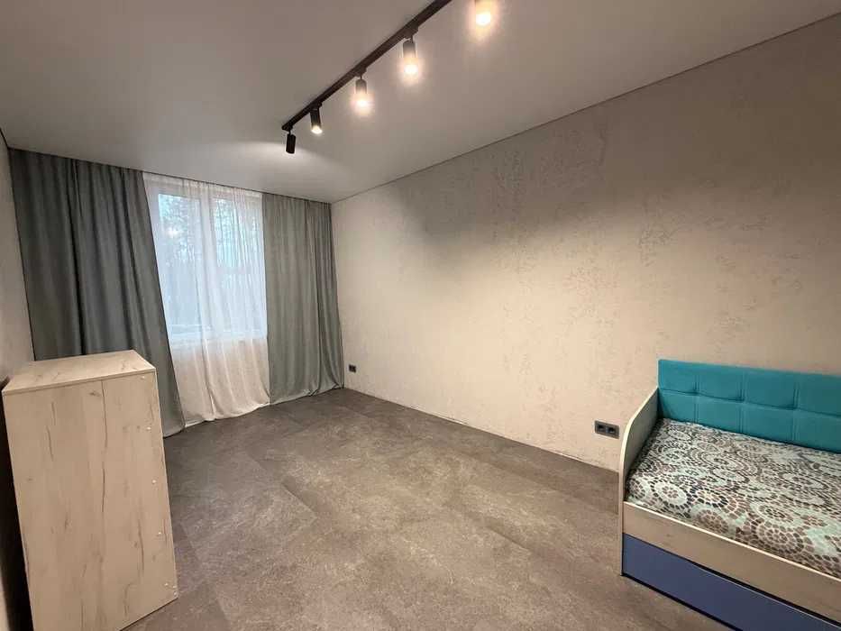 Ніхто не жив! Простора квартира з ремонтом. При вїзді. Газ.