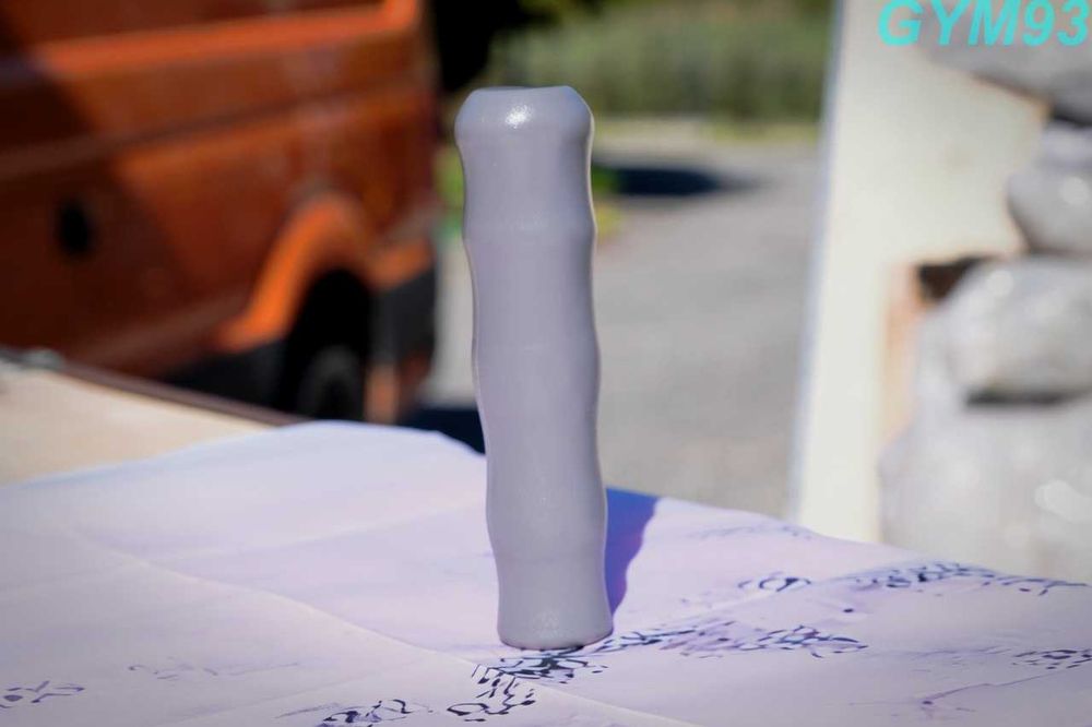 Rączka anatomiczna szara