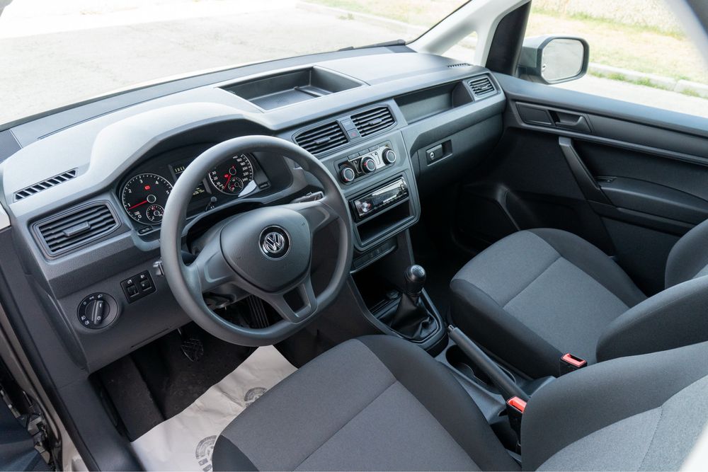 VW Caddy Maxi 2.0 TDI    (Desde 190€/mês financiamento)