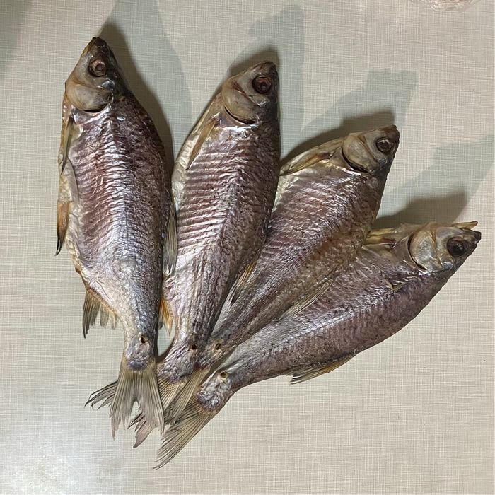 Ікряна тарань плотва сушена в’ялена