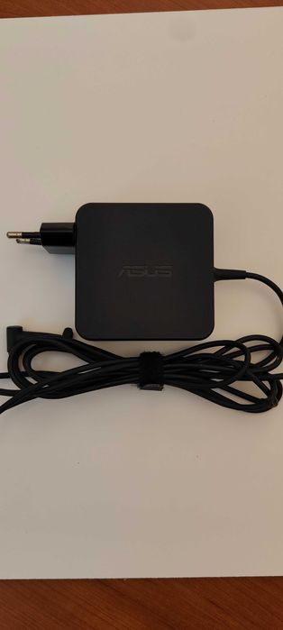 ASUS Vivobook K510U I7