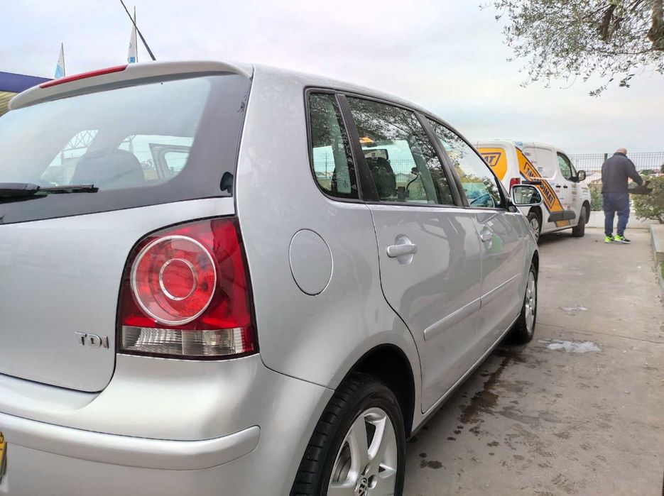 Volkswagen Polo 1.4 TDI 2007 — Muito económico e com bastante manutenção feita