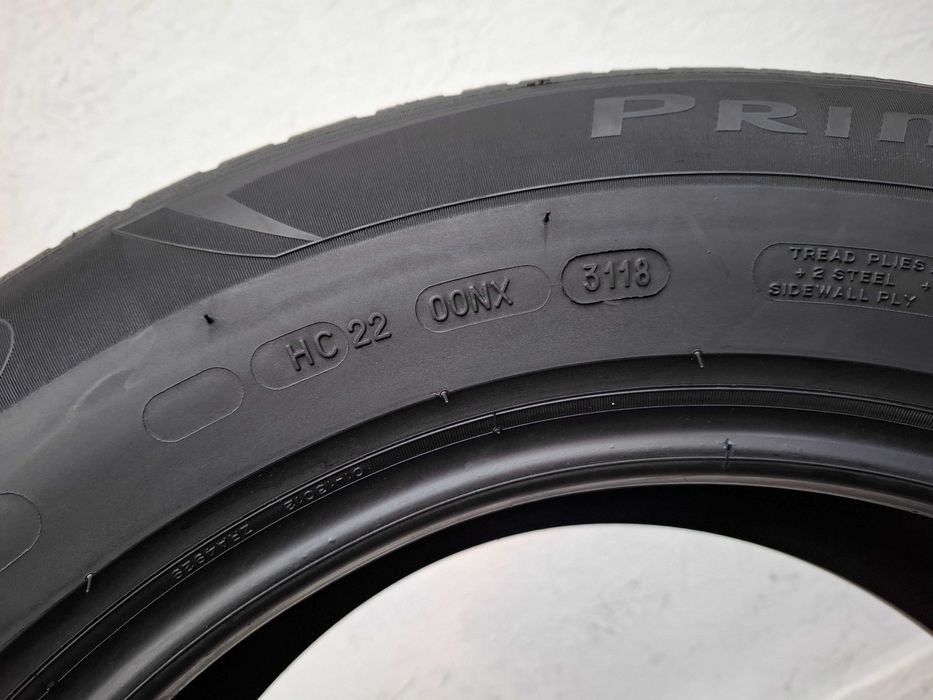 2x 215/65R17 Michelin Primacy 3  2x5mm i 2x 5,8mm 18r.