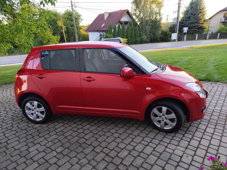 Suzuki Swift 1,3 benzyna Salon Polska pierwsza rej.2009